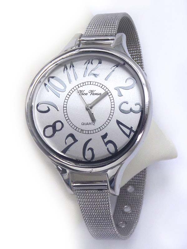 Curved face and skinny metal mesh band watch