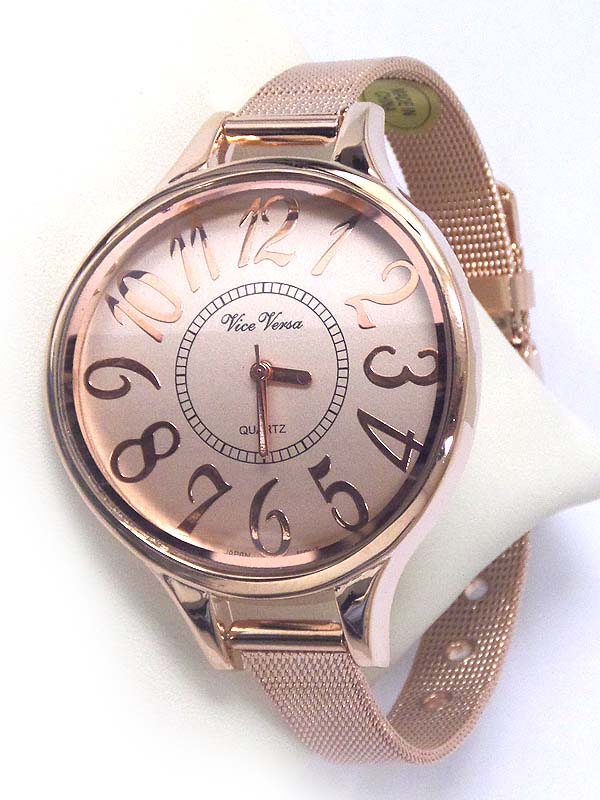 Curved face and skinny metal mesh band watch