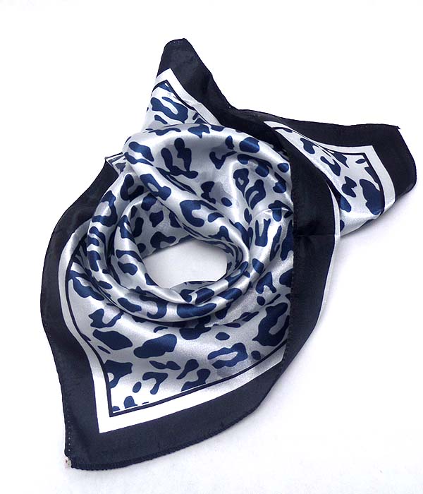 Petite size satin silk scarf - animal
