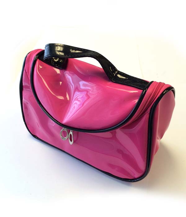 Enamel coat and inner divider compound cosmetic pouch