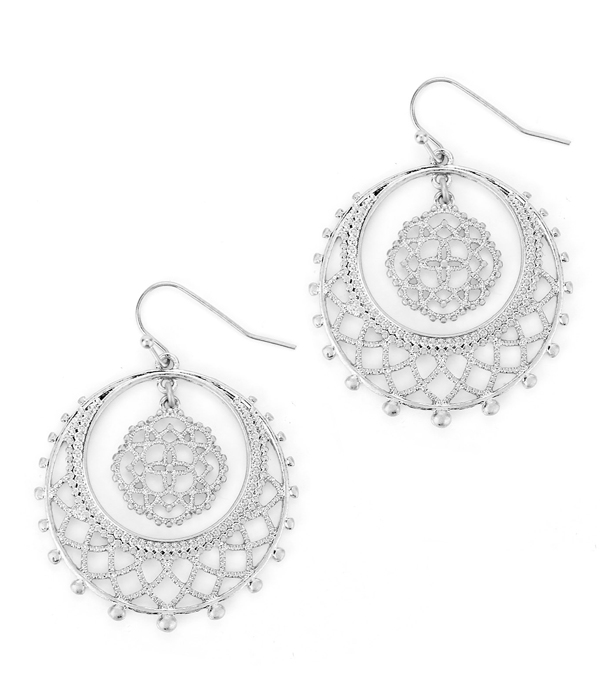 METAL FILIGREE EARRING