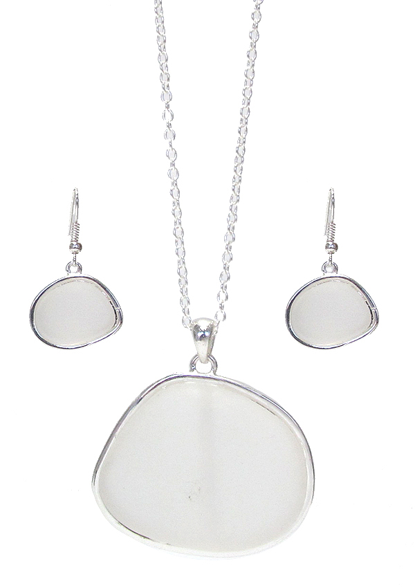 LARGE SEA GLASS PENDANT NECKLACE SET