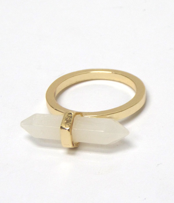 Metal wired semi precious single stone ring 