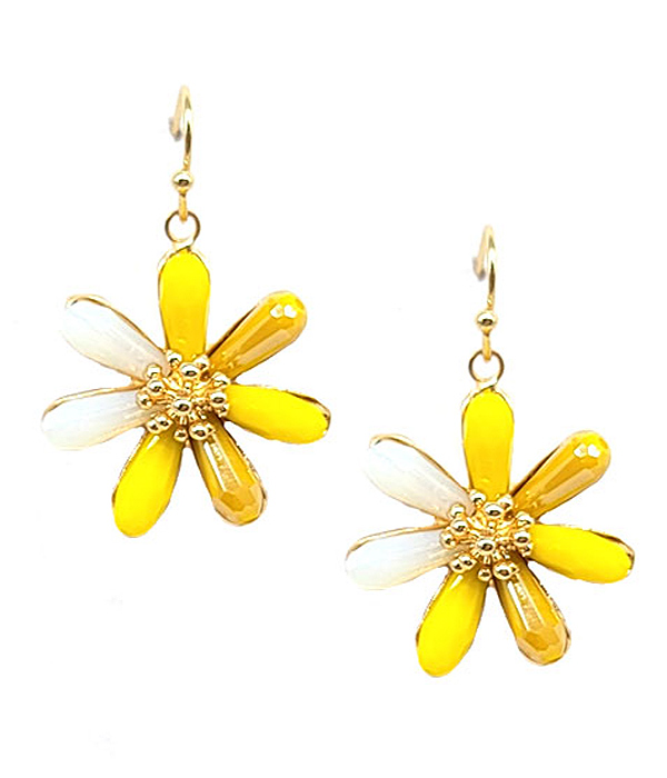 FACET STONE PETAL FLOWER EARRING