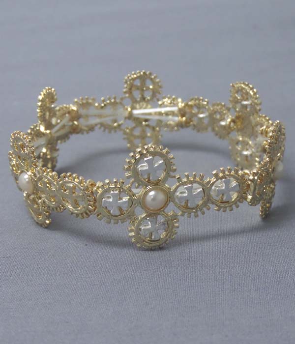 Pearl center metal filigree cross link stretch bracelet