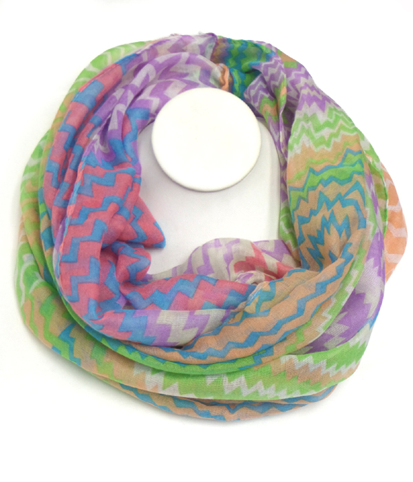 Chevron pattern infinity scarf