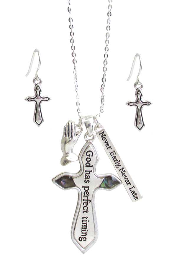 RELIGIOUS INSPIRATION MESSAGE PENDANT NECKLACE SET - NEVER EARLY NEVER LATE GOD HAS PERFECT TIMING