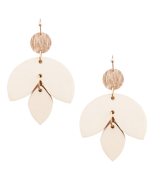 Wood leaf earring