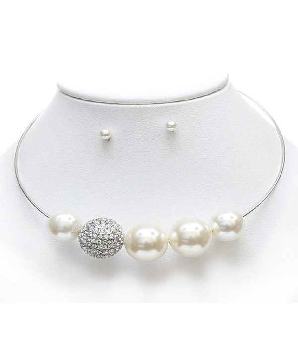 Crystal fireball and pearl mix chocker necklace set