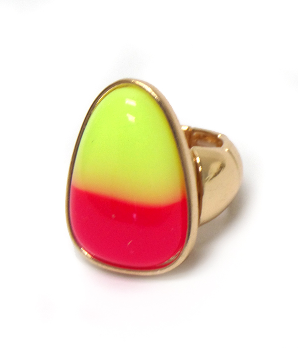 Puffy gradient stone stretch ring