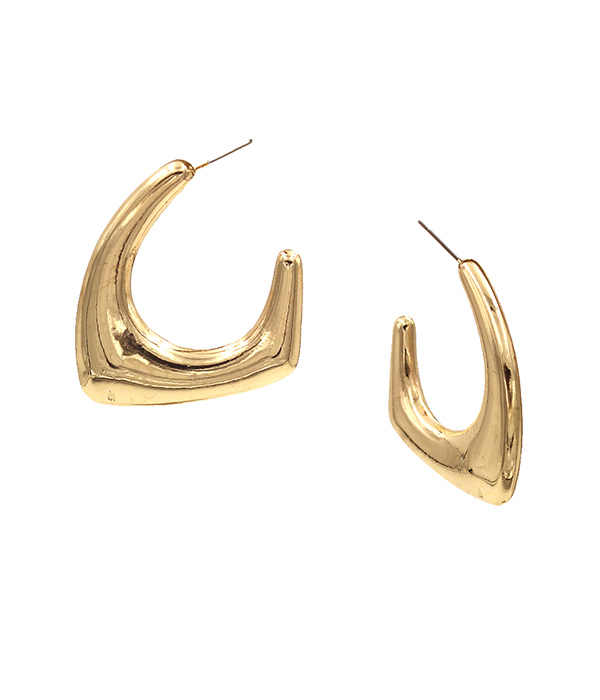 GEOMETRIC PUFFY HOOP EARRING