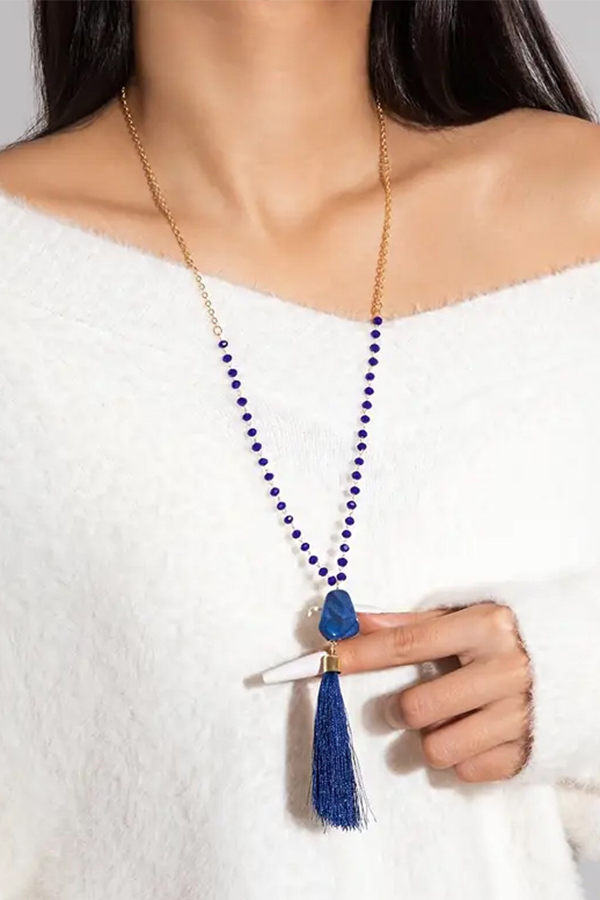 Stone and tassel pendant long necklace