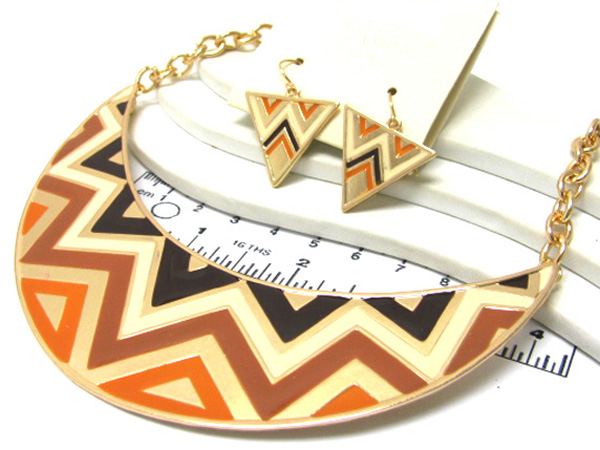 Zigzag triangle spring fashion bib chin necklace earring set