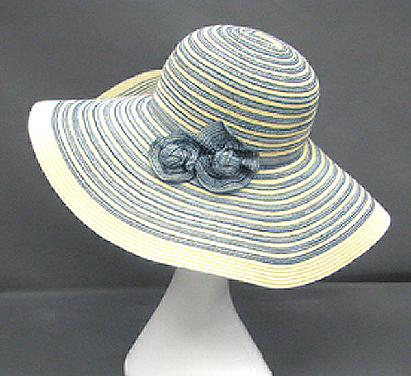 Two-tone rosette hat