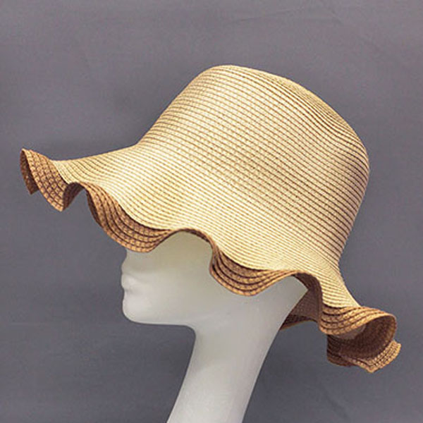Ruffle straw brim hat