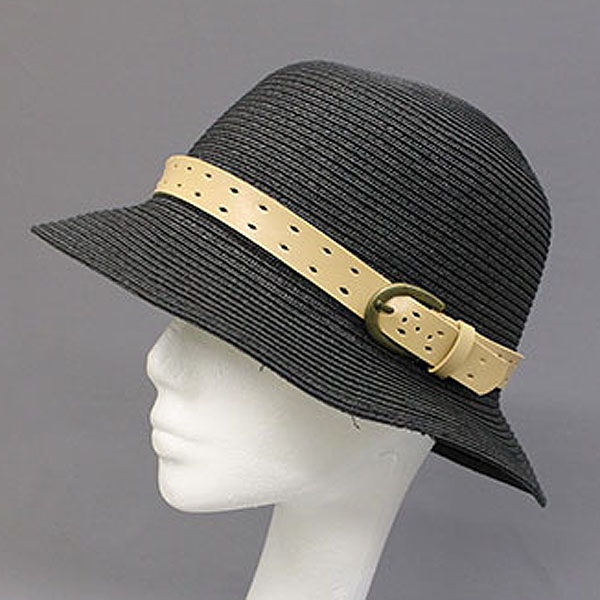 Short brim hat w/belt