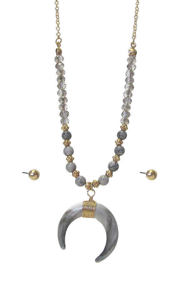 Tusk pendant necklace set