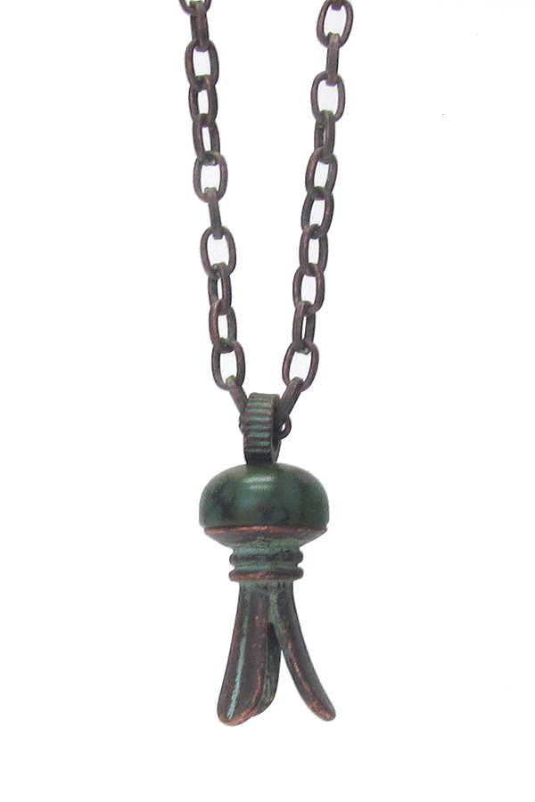 Squash blossom piece pendant necklace