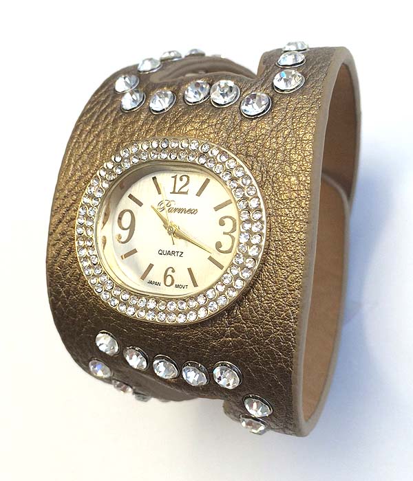 Crystal face and genuine leather band watch