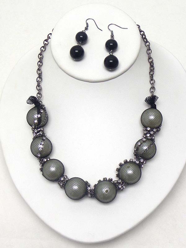 Crystal and pearl fabric net link necklace earring set