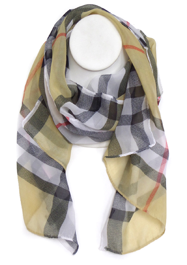 Plaid pattern scarf