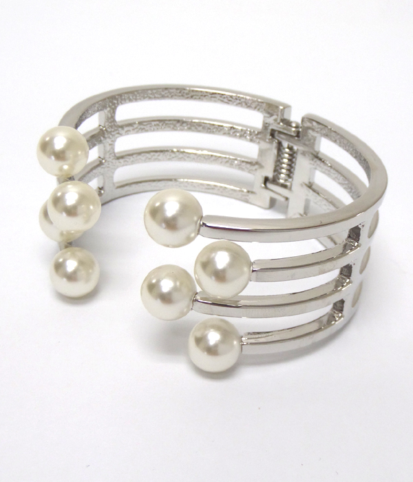Pearl metal hinge bangle bracelet