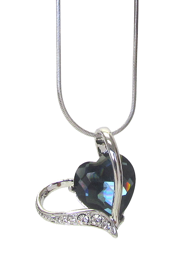 WHITEGOLD PLATING CRYSTAL HEART PENDANT NECKLACE