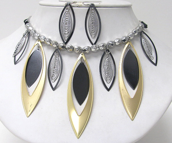 Multi metal leaf shape dangle necklace set
