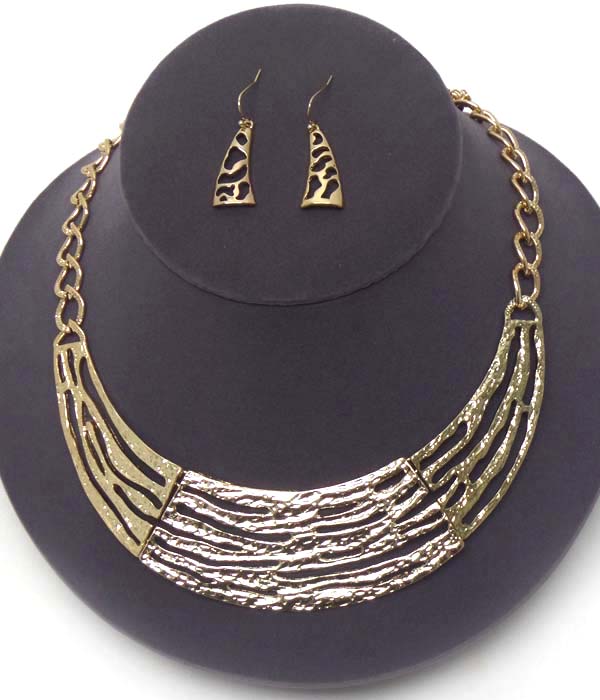 Metal filigree hammered half chocker necklace earring set