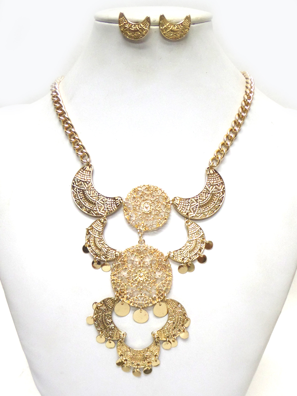 Three level filigree metal necklace set