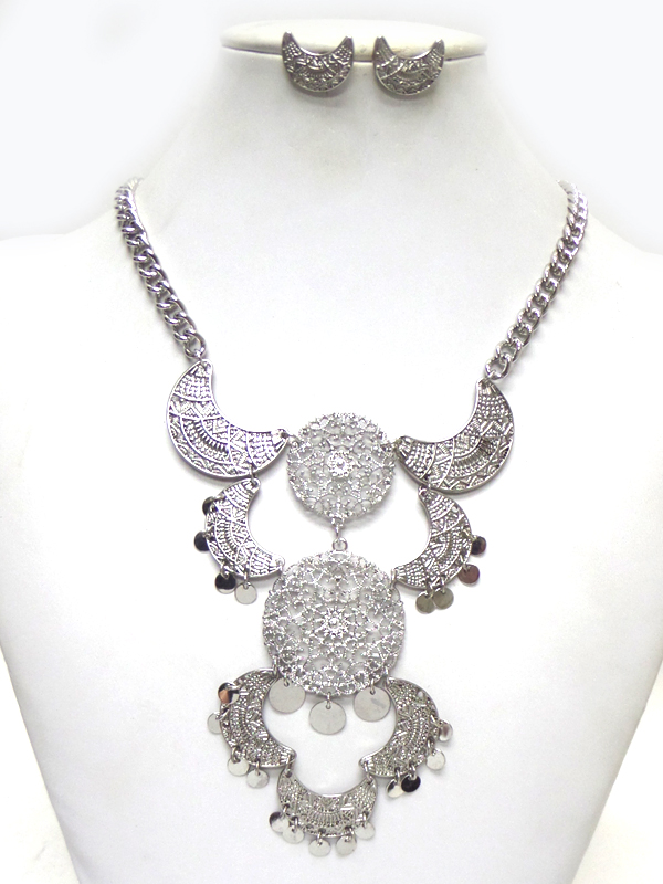 Three level filigree metal necklace set