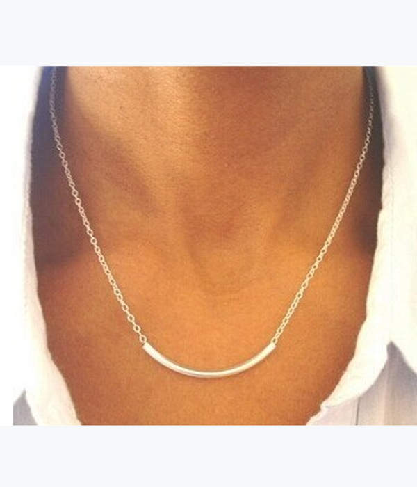 Simple metal side arc necklace -  etsy style