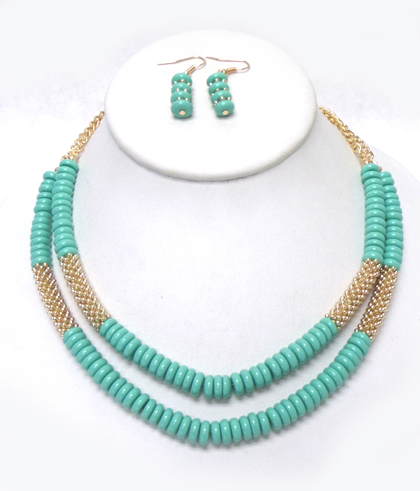 DOUBLE LAYERED STONE AND METAL BEADS NECKLACE SET