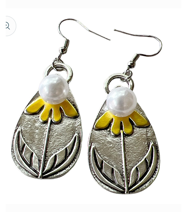 Retro style metal teardrop earring - flower