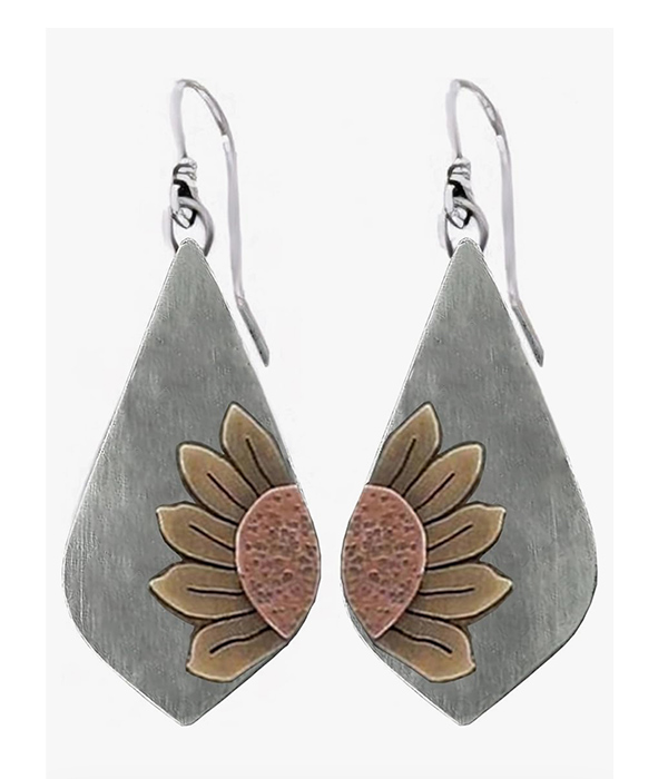 Retro style metal teardrop earring - sunflower
