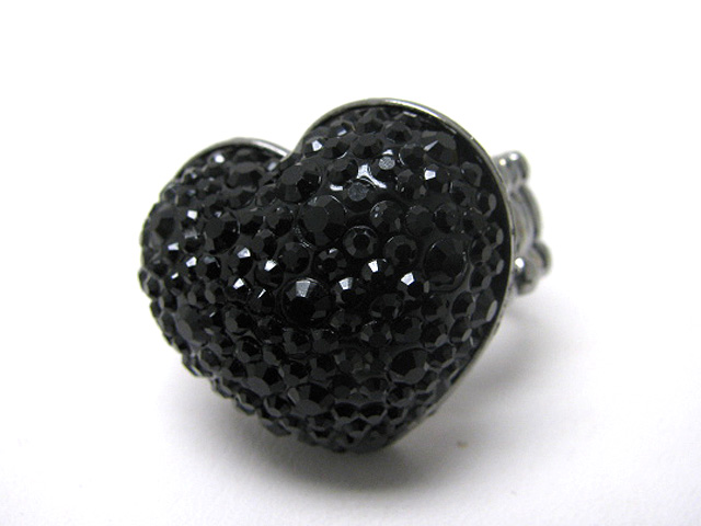 Crystal stud puffy heart stretch ring