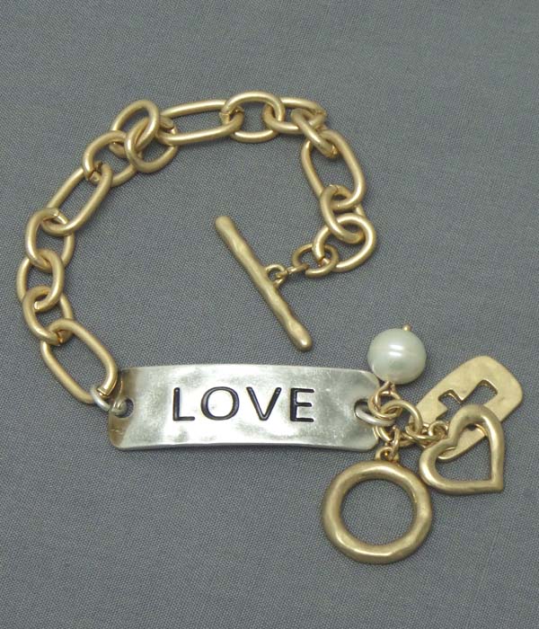 Hammered plate and heart charm toggle bracelet - love -valentine