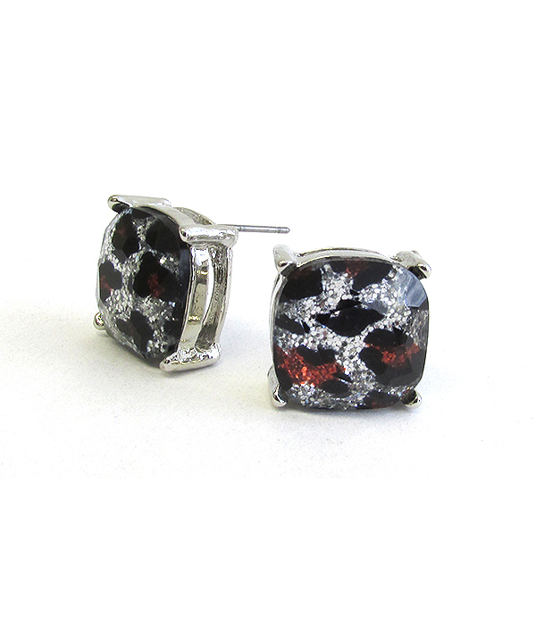 FACET STONE STUD EARRING - ANIMAL PRINT