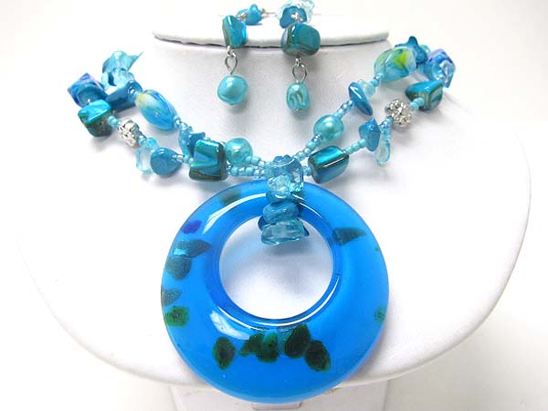 Murano glass donut and shell beads necklace set 
