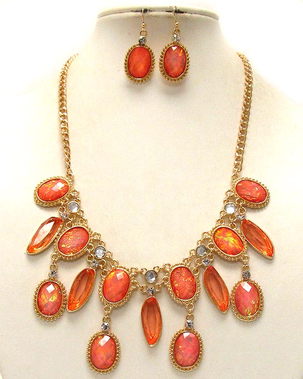 Crystal and multi shape glass stone and acrly stone with textered metal drop chain necklace earring set