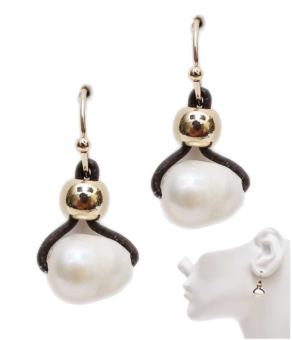 Genuine fresh water pearl and metal ball earring