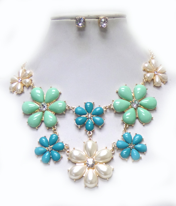 Multi crystal flower link bib necklace set