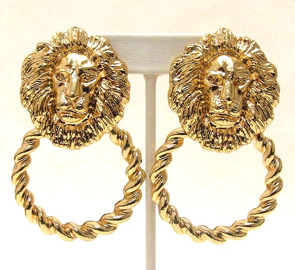 Rihanna style metal round textured lion head and round chain drop earring