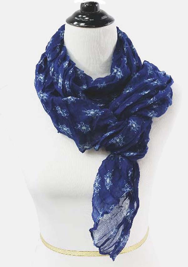 Nautical wheel print wrinkle scarf