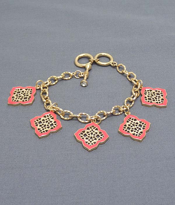 Metal filigree and epoxy flower charm toggle bracelet