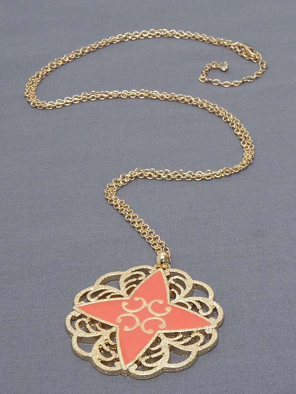 METAL FILIGREE AND EPOXY PENDANT LONG NECKLACE