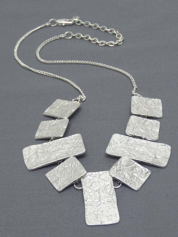 Textured metal plate link necklace