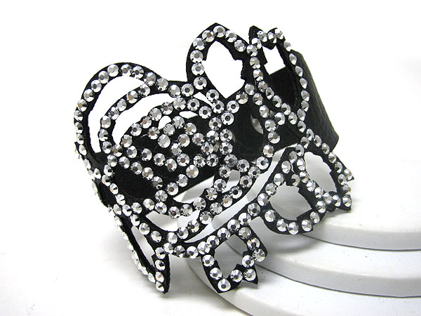 Synthetic leather flower cut and crystal glued button bracelet