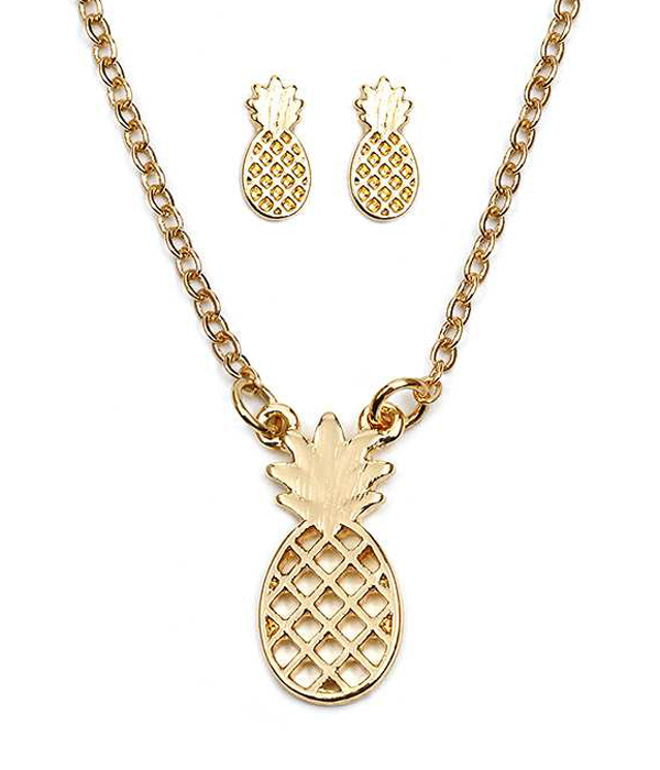 Pine apple pendant necklace set