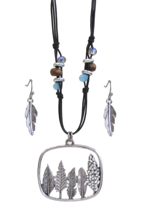 MULTI FEATHER AND LEAF MIX PENDANT CORD NECKLACE SET